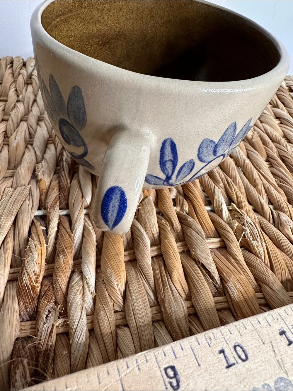 Hand-Painted Blue Leaf Ceramic Mug - Neutral Exterior